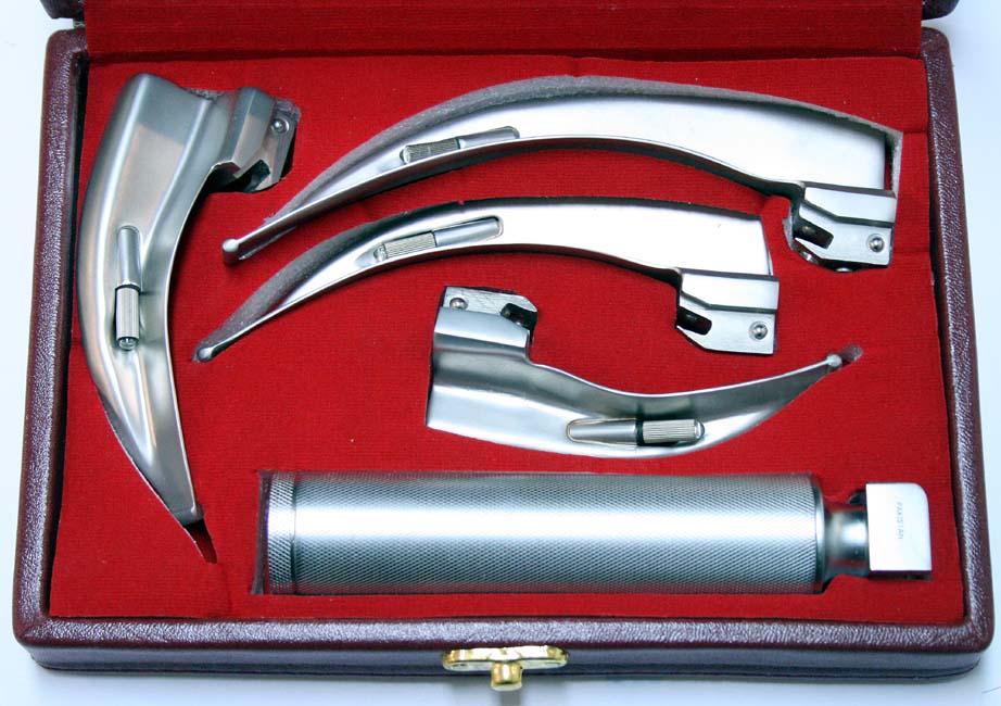 4-Blade Macintosh Laryngoscope Set with Handle - EMT Anesthesia Kit