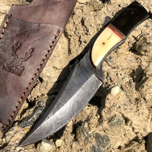 TheBoneEdge 8.5" Hunting Knife Damascus Blade Skinner Series Leather Sheath