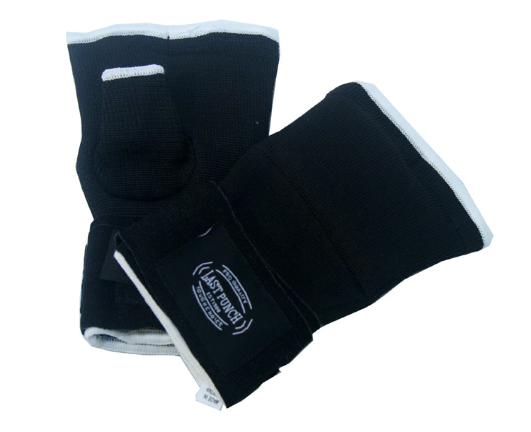 MMA Black Training Gloves
