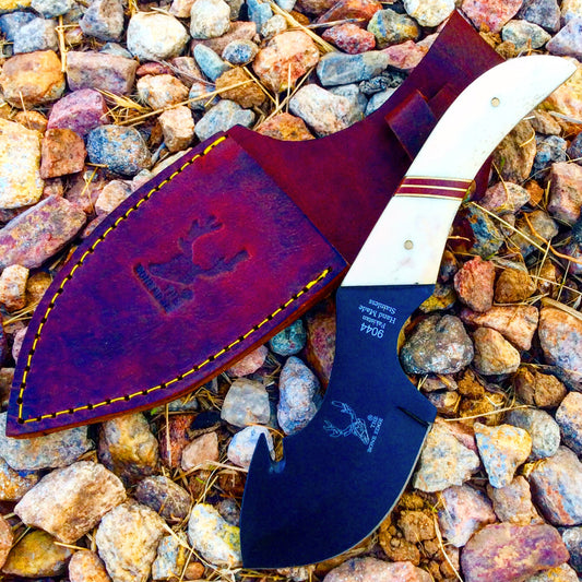 8.5" Skinner Stainless Steel Hunting Knife with Leather Sheath