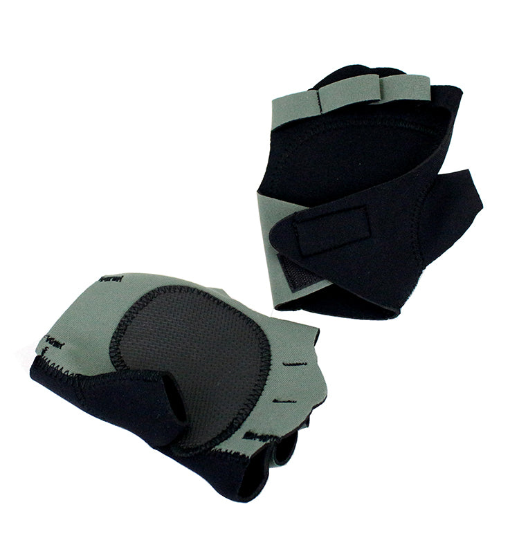 Perrini Gray Fingerless Sport Gloves with  Wrist Strap Closer