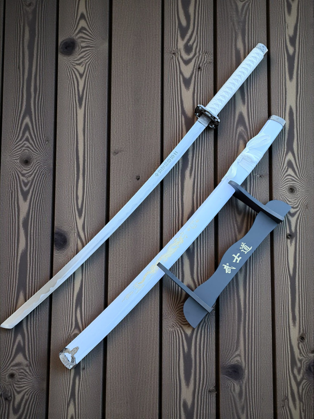 39.5" White Dragon Design Samurai Katana Sword With Display Stand